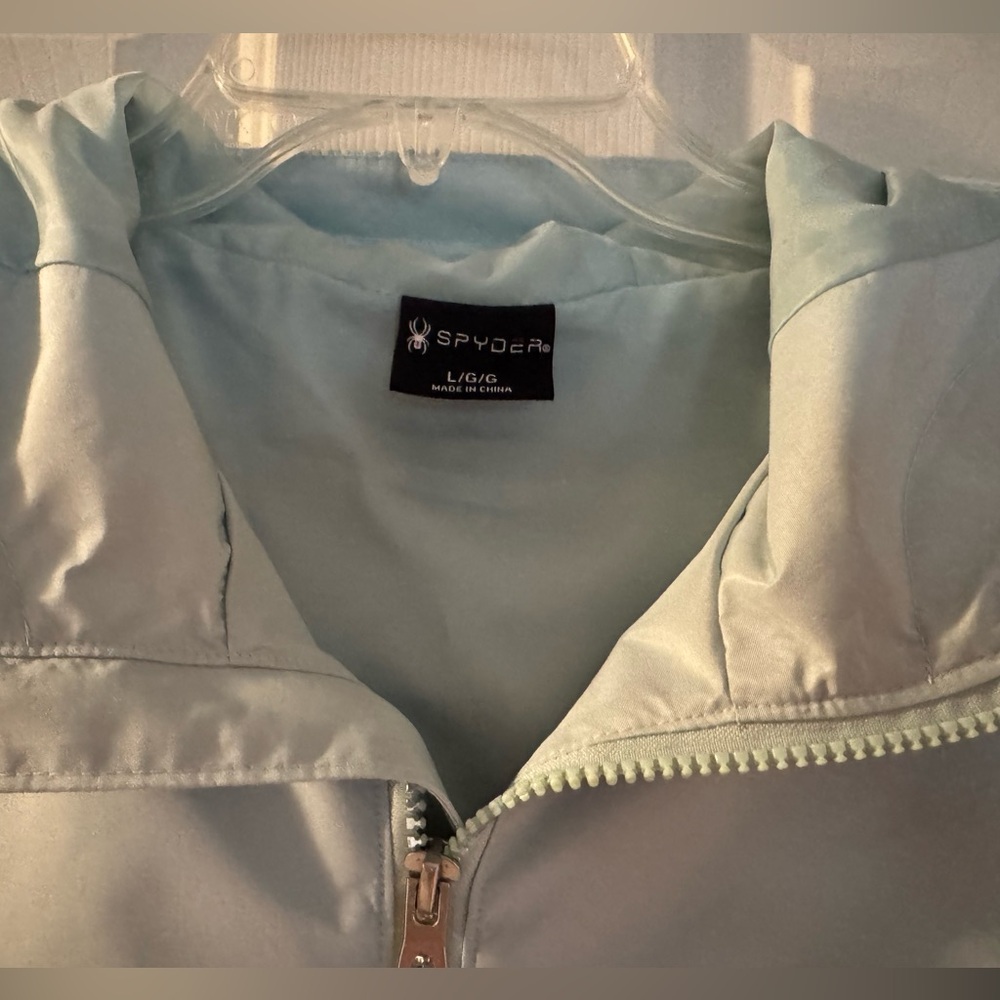 Spyder Rain Jacket w Hood - Beautiful Mint Color, Size Large, Perfect Condition - Picture 6 of 6